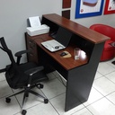 Recepcion con frente inclinado 