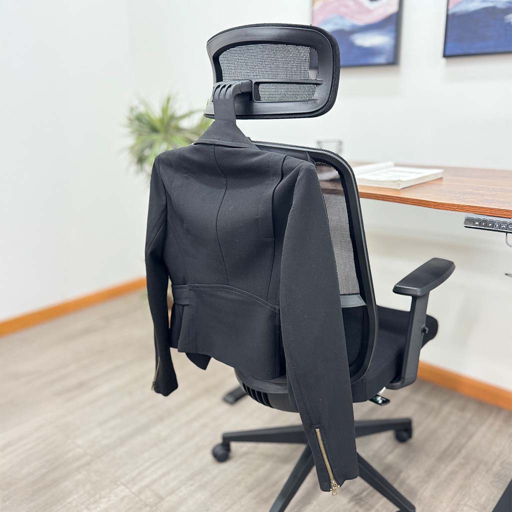 Silla Semi Ejecutiva en malla negra