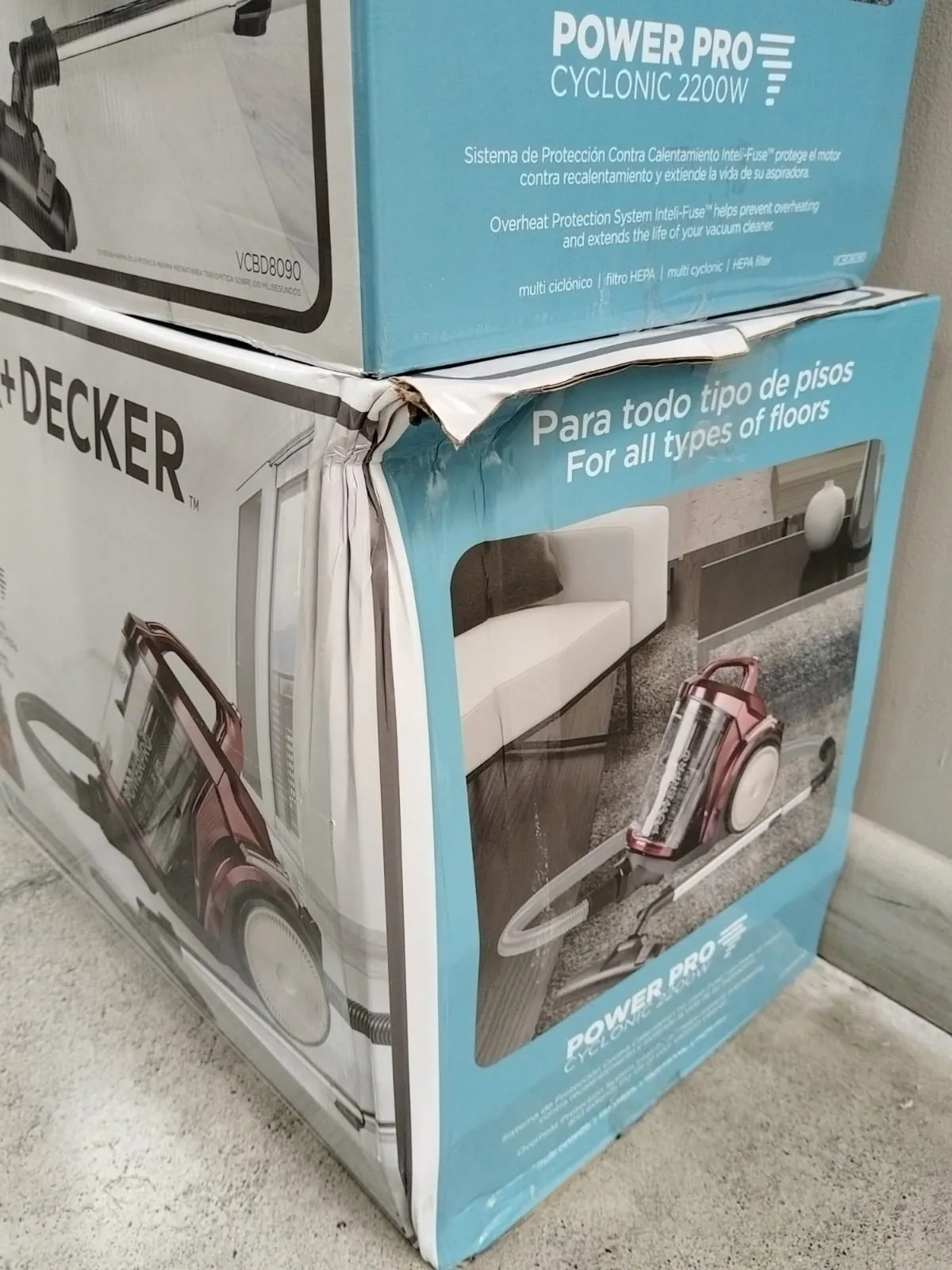Black + Decker aspiradora ciclonica 4.5l 2200w VCBD8090 - 1