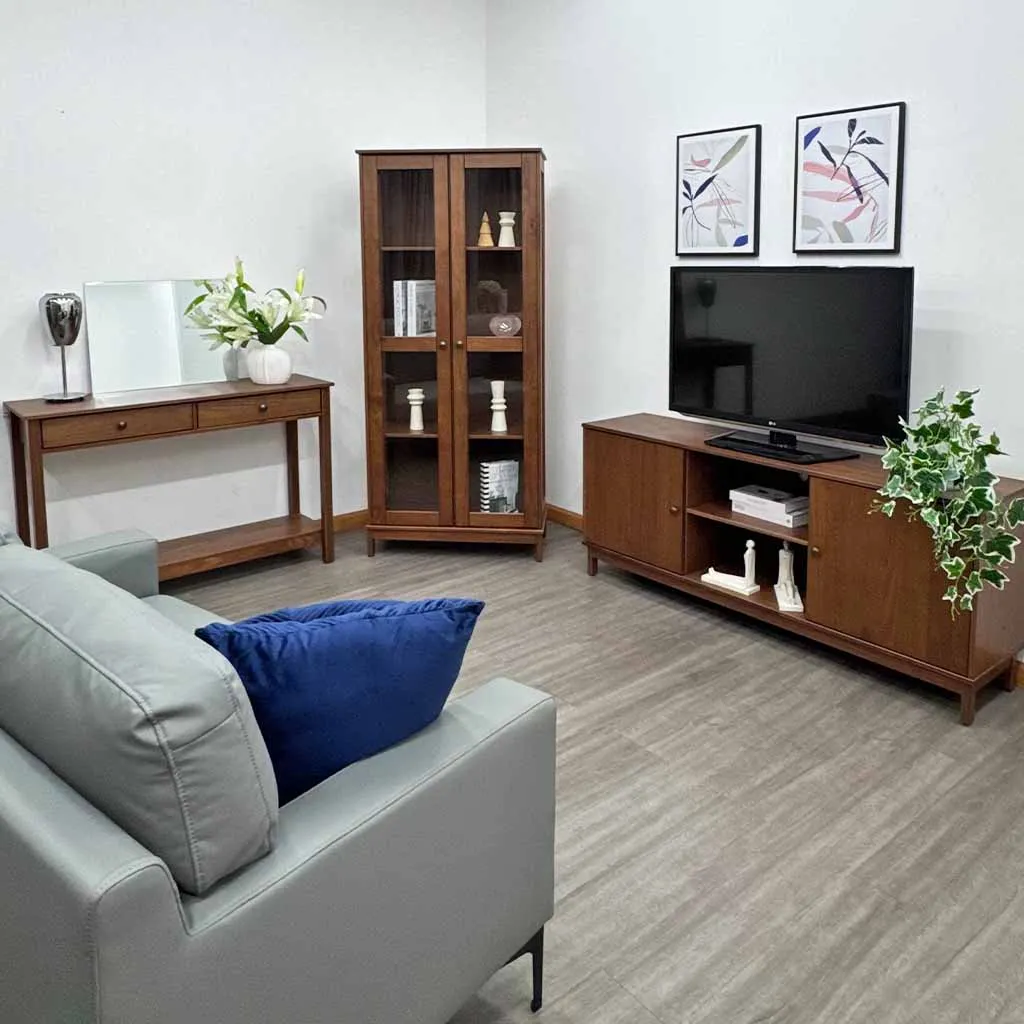 MESA_ENTRADA_ PINO_CAFÉ-6.webp
